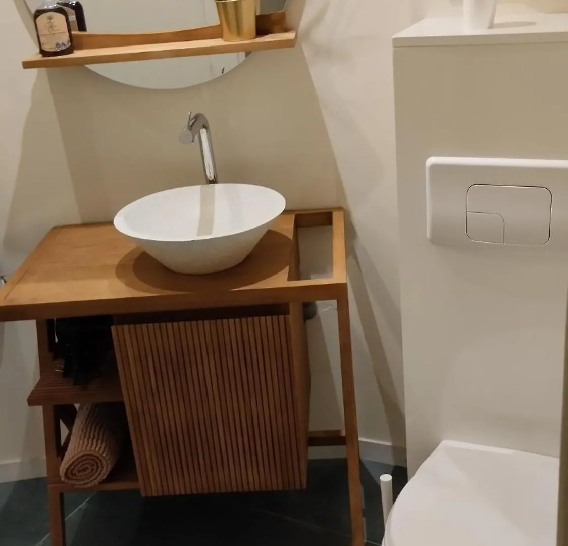 Camping Le Laboratoire Shabby Chic De La Parfumerie Du Manoir Chavagne