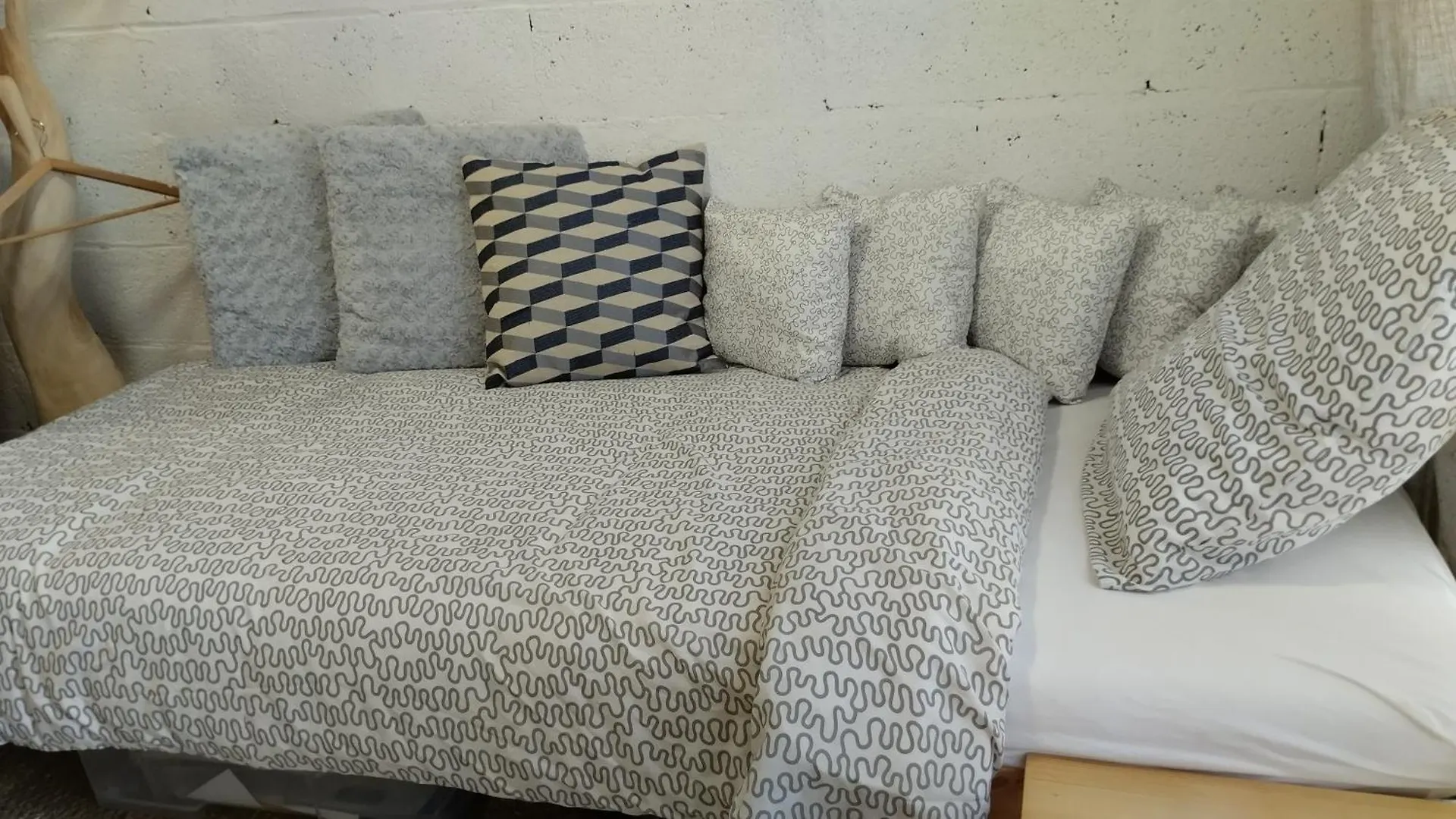 Le Laboratoire Shabby Chic De La Parfumerie Du Manoir Chavagne Camping
