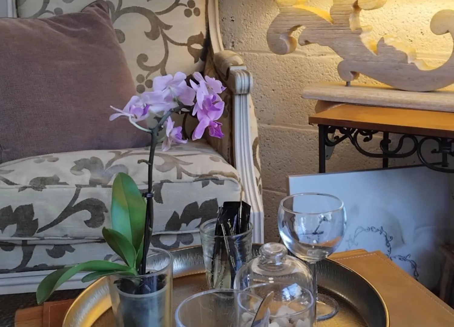 Le Laboratoire Shabby Chic De La Parfumerie Du Manoir Chavagne