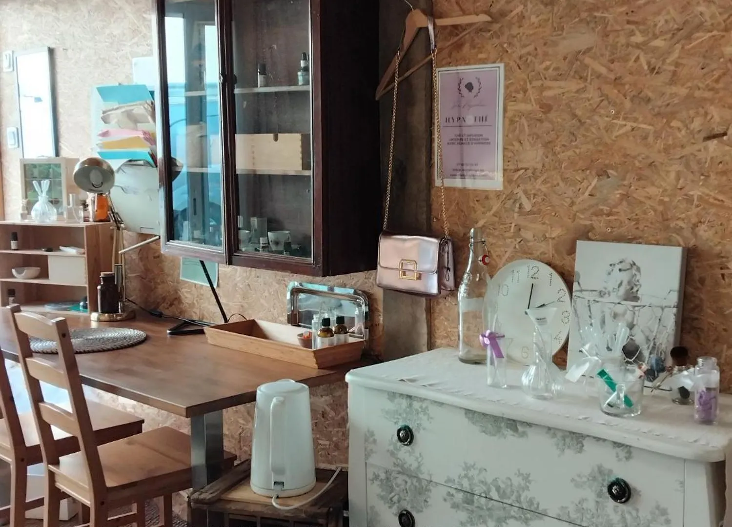 Le Laboratoire Shabby Chic De La Parfumerie Du Manoir Chavagne