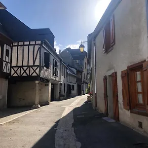 maison-arreau-centre-8-pers.midi-pyreneeshotels.com/