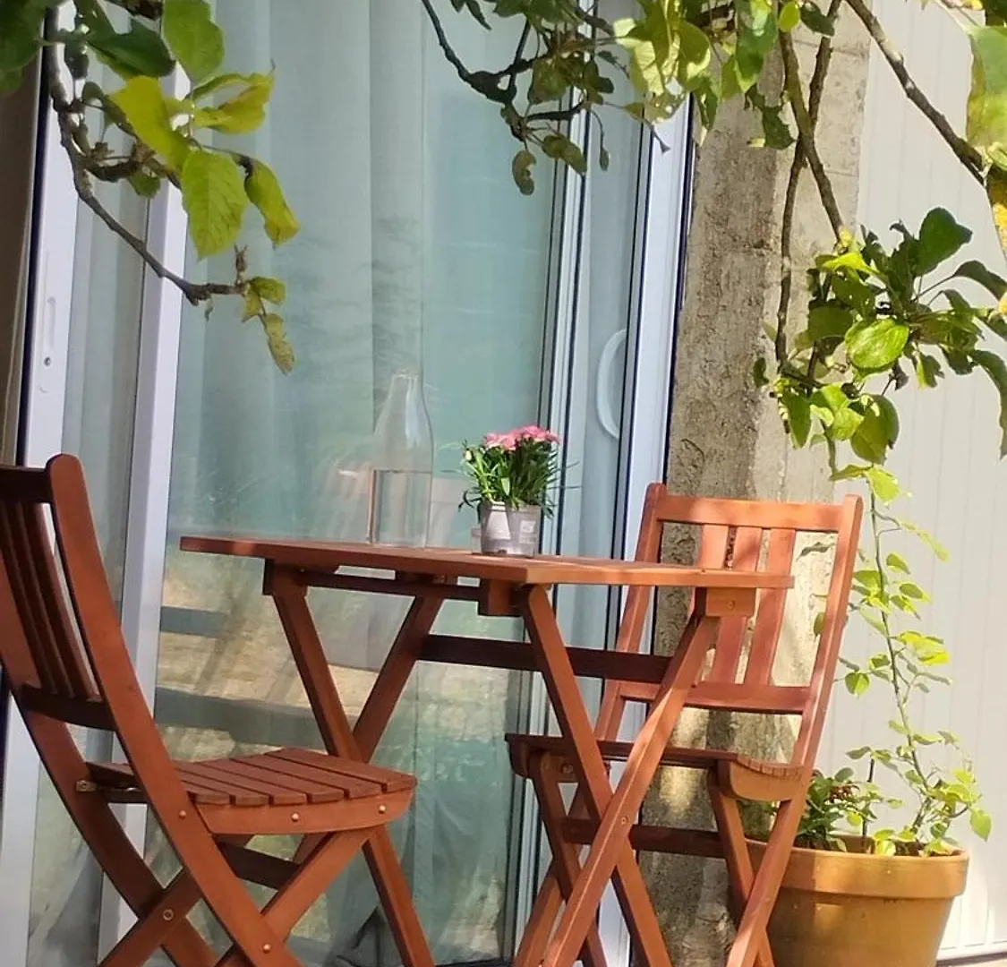 캠프장 Le Laboratoire Shabby Chic De La Parfumerie Du Manoir Chavagne 프랑스