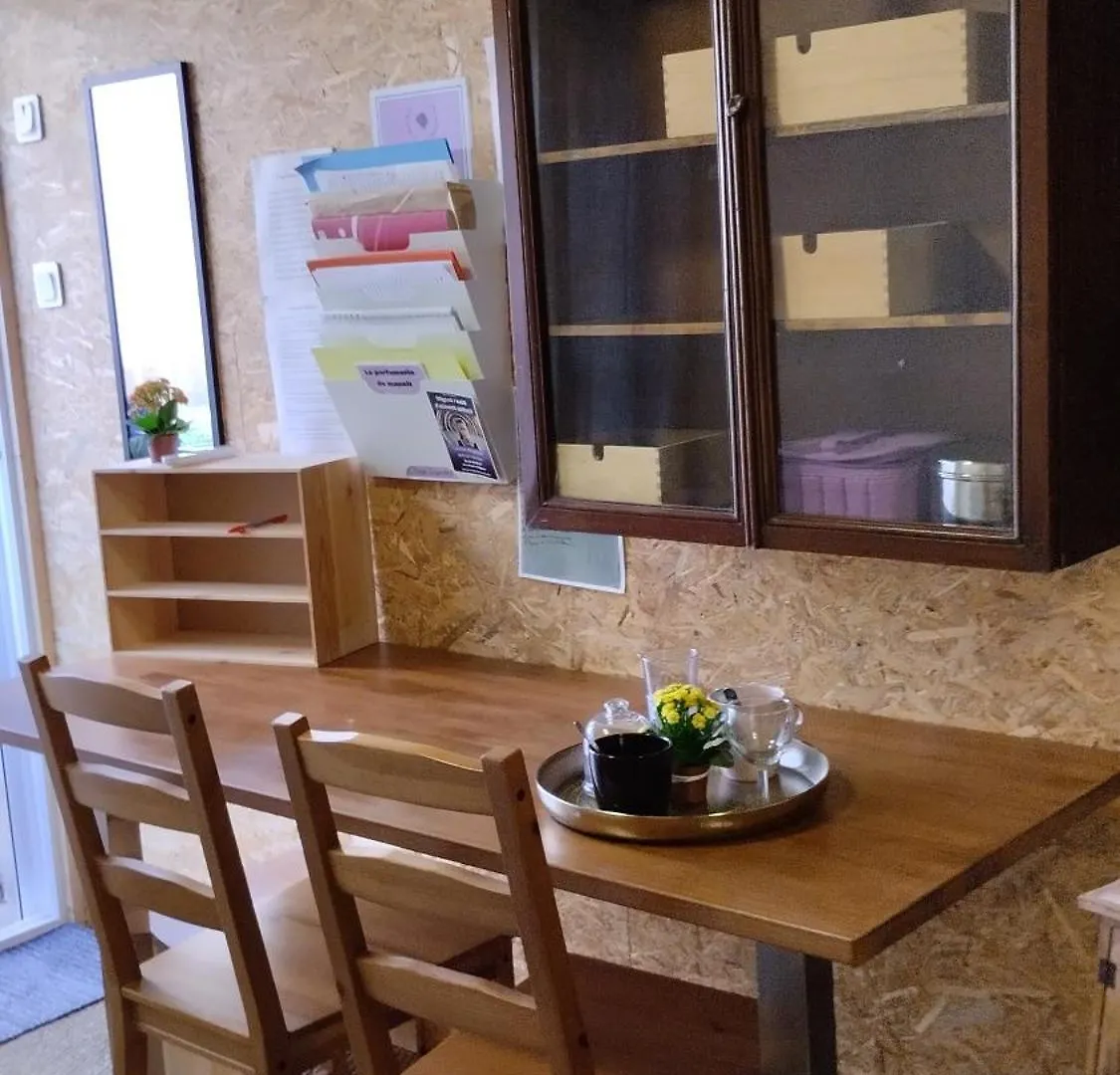 캠프장 Le Laboratoire Shabby Chic De La Parfumerie Du Manoir Chavagne